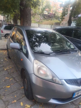 Обява за продажба на Honda Jazz Honda jazz 1.2 i-vtec бензин/газ ~7 200 лв. - изображение 1 | Auto.bg Обява за продажба на Honda Jazz Honda jazz 1.2 i-vtec бензин/газ ~7 200 лв. - изображение 1