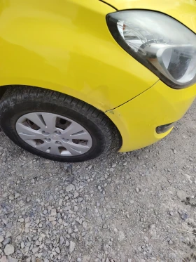 Hyundai Ix20 Хечбек, снимка 3