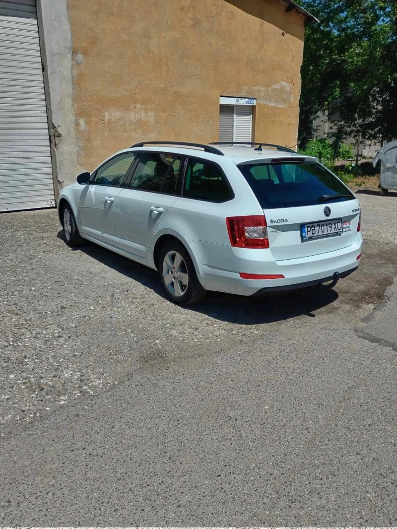 Skoda Octavia, снимка 3 - Автомобили и джипове - 48389513