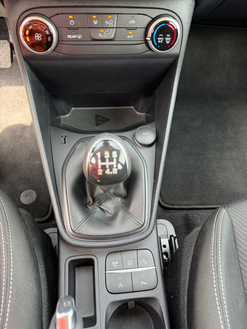 Ford Fiesta CONNECTED 1.1 Duratec 75 PS M5 FWD, снимка 16 - Автомобили и джипове - 45483092