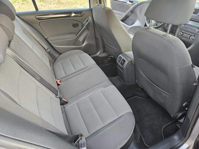 VW Golf 1.2 105k.c.TSI , снимка 11 - Автомобили и джипове - 51880648