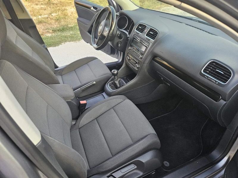 VW Golf 1.2 105k.c.TSI , снимка 10 - Автомобили и джипове - 51880648