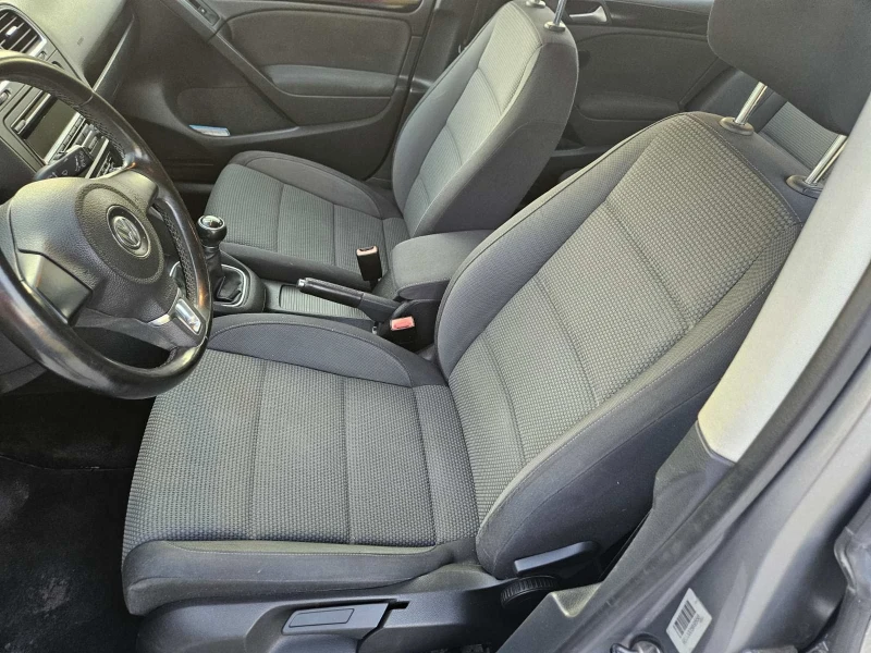 VW Golf 1.2 105k.c.TSI , снимка 12 - Автомобили и джипове - 51880648