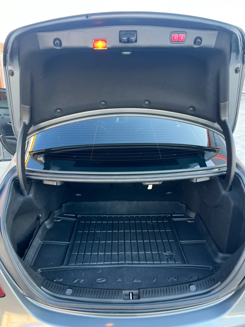 Mercedes-Benz E 43 AMG W213, снимка 10 - Автомобили и джипове - 52544752