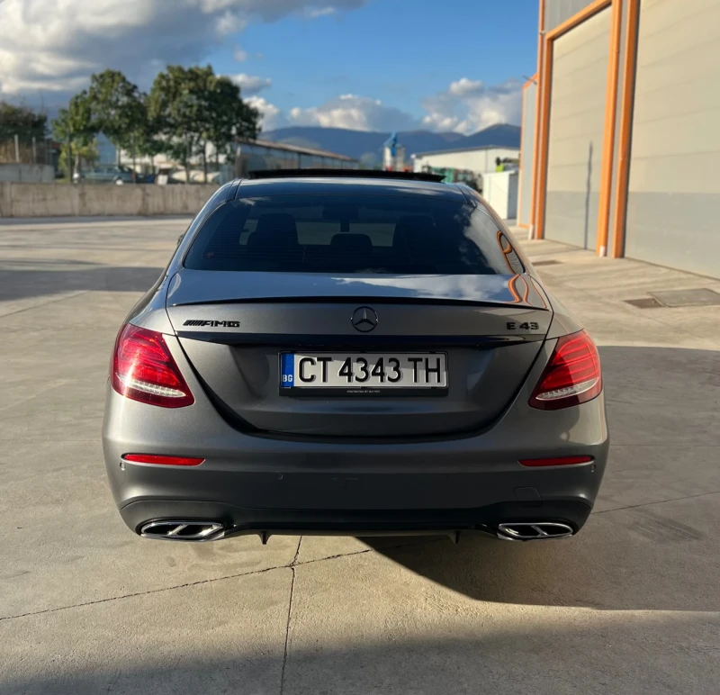 Mercedes-Benz E 43 AMG W213, снимка 5 - Автомобили и джипове - 52544752