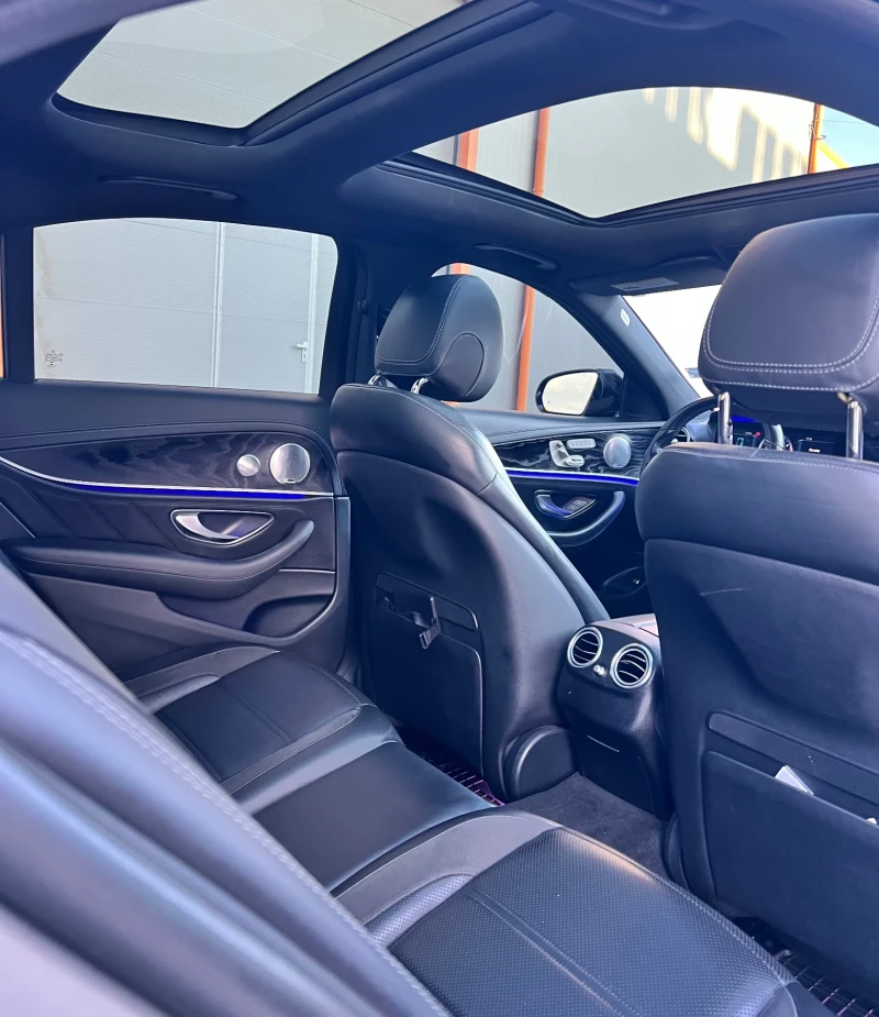 Mercedes-Benz E 43 AMG W213, снимка 14 - Автомобили и джипове - 52544752