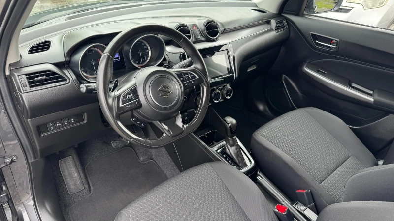 Suzuki Swift 1.2i Автоматик, Внос ШВЕЙЦАРИЯ!PDC, Камера, Navi.., снимка 10 - Автомобили и джипове - 52128430