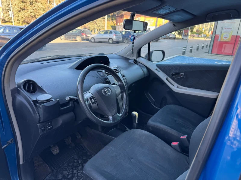 Toyota Yaris БГ, Обслужен, снимка 10 - Автомобили и джипове - 52588391