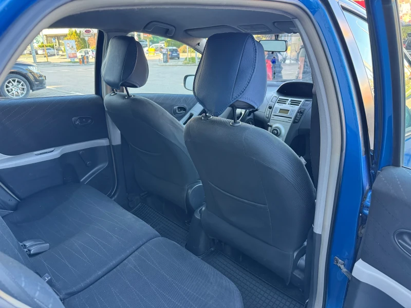 Toyota Yaris БГ, Обслужен, снимка 13 - Автомобили и джипове - 52588391