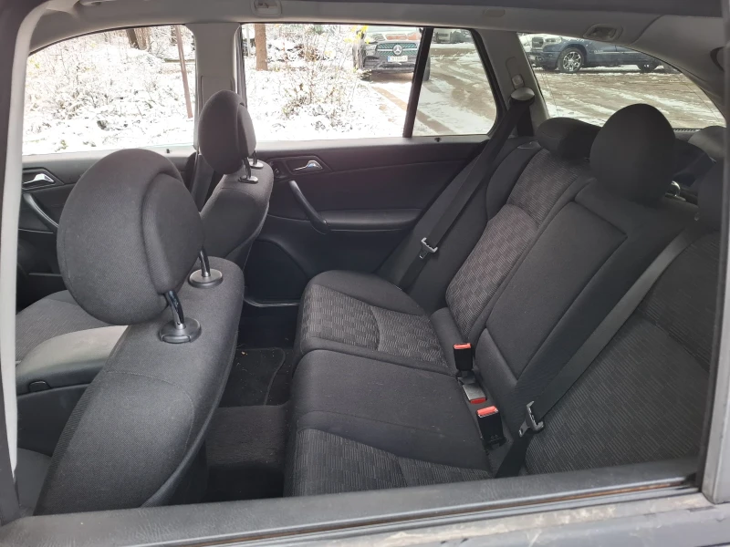 Mercedes-Benz C 180 Газ/бензин, снимка 10 - Автомобили и джипове - 52903239
