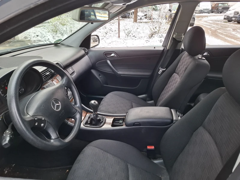 Mercedes-Benz C 180 Газ/бензин, снимка 6 - Автомобили и джипове - 52903239