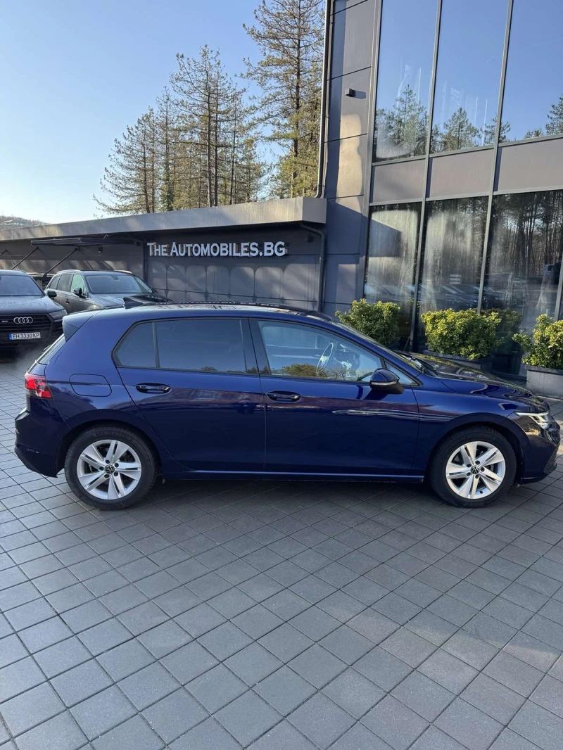 VW Golf 8 Life 2.0 TDI, снимка 8 - Автомобили и джипове - 53511829