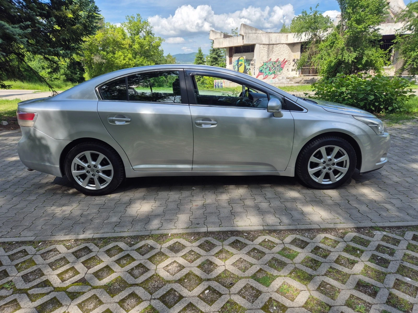 Toyota Avensis  - изображение 6