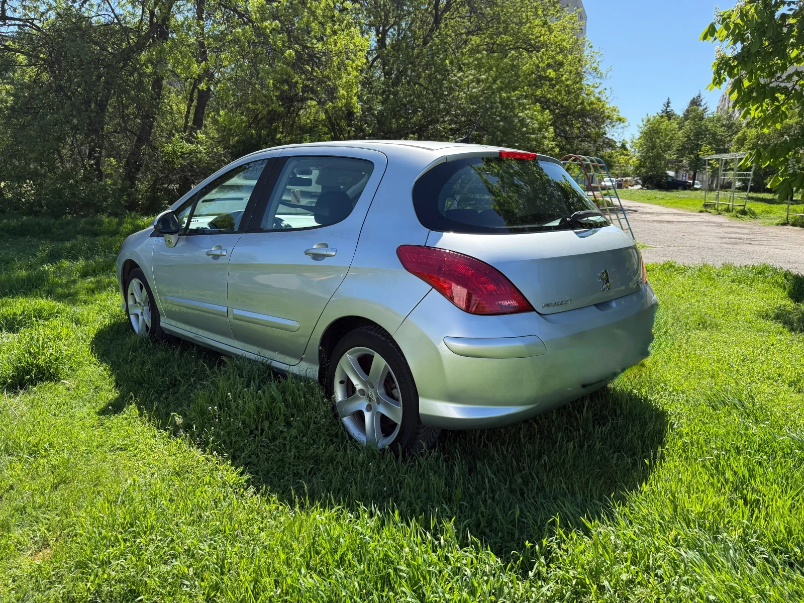 Peugeot 308 1.6 HDI - изображение 6