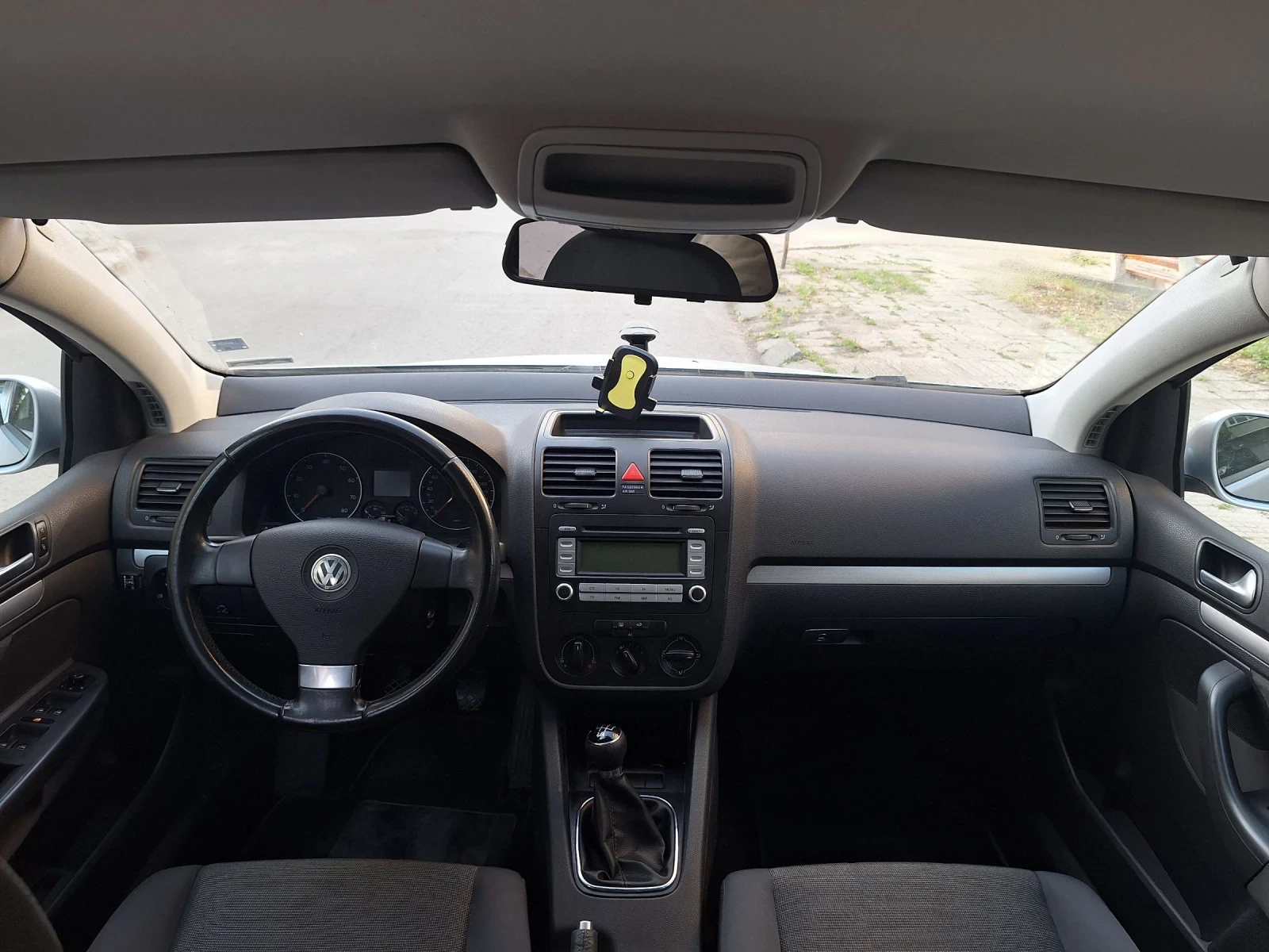 VW Golf 1.6MPI - изображение 8