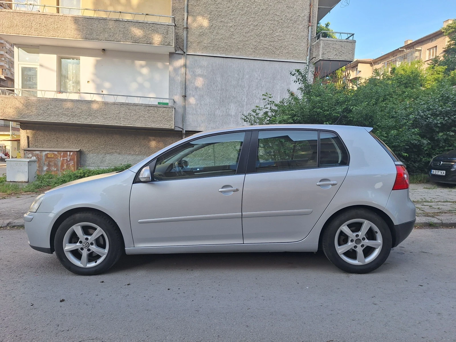 VW Golf 1.6MPI - изображение 2