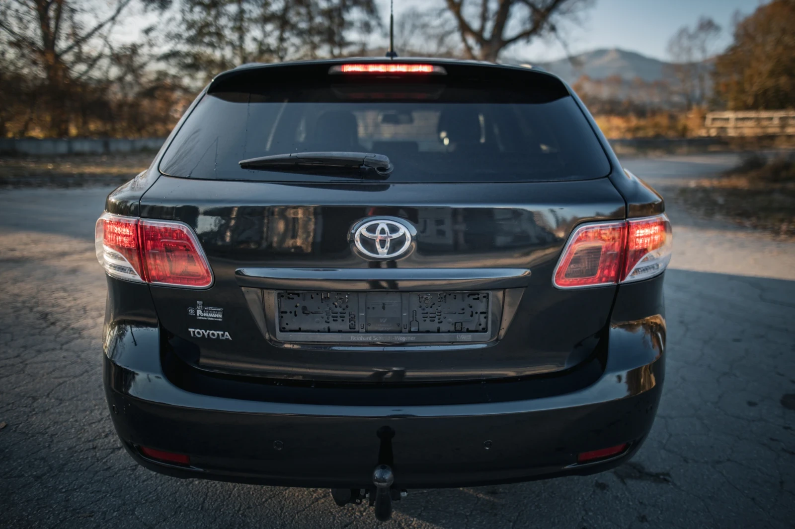 Toyota Avensis  2.2 D-4D 150 к.с. - изображение 10