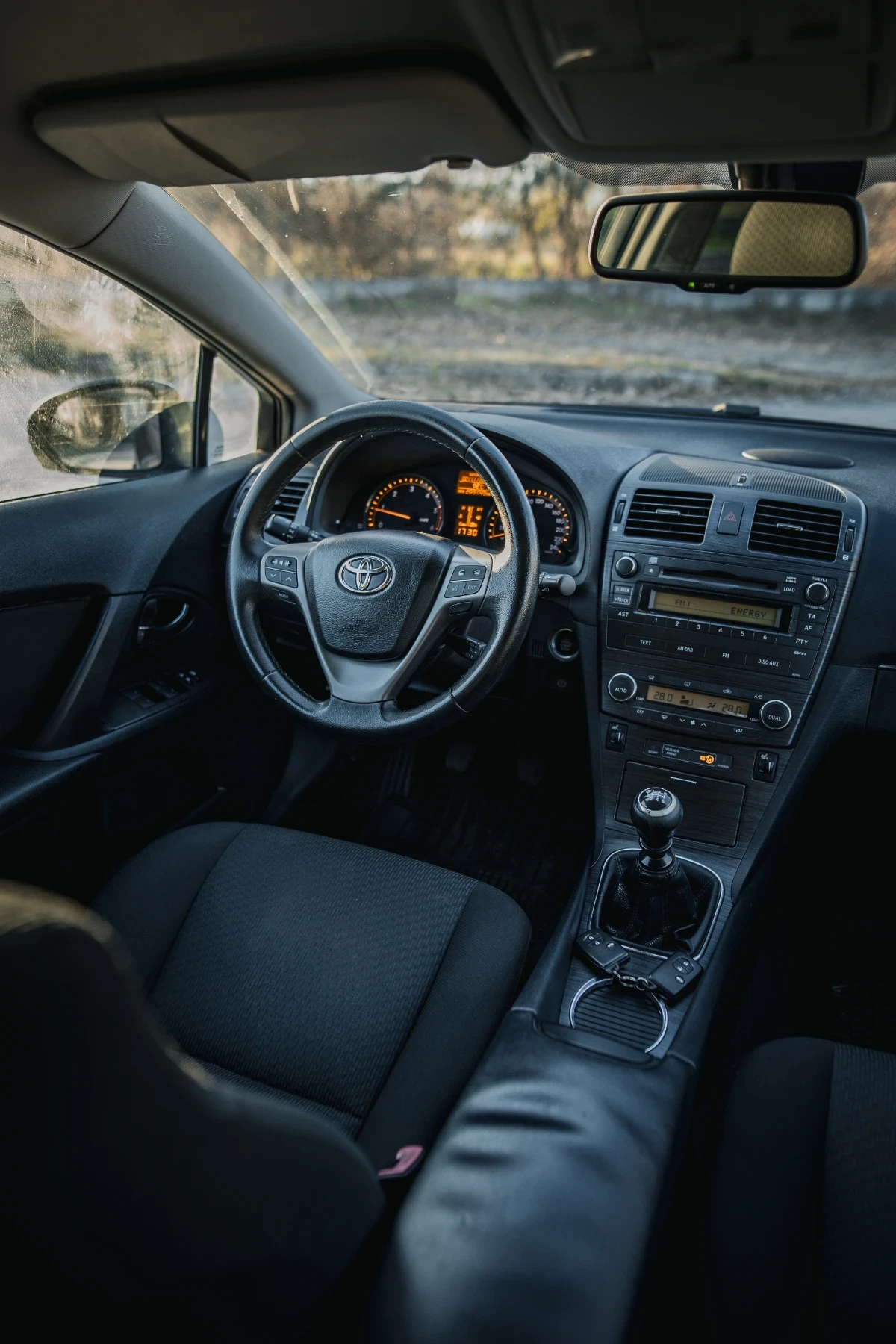Toyota Avensis  2.2 D-4D 150 к.с. - изображение 7