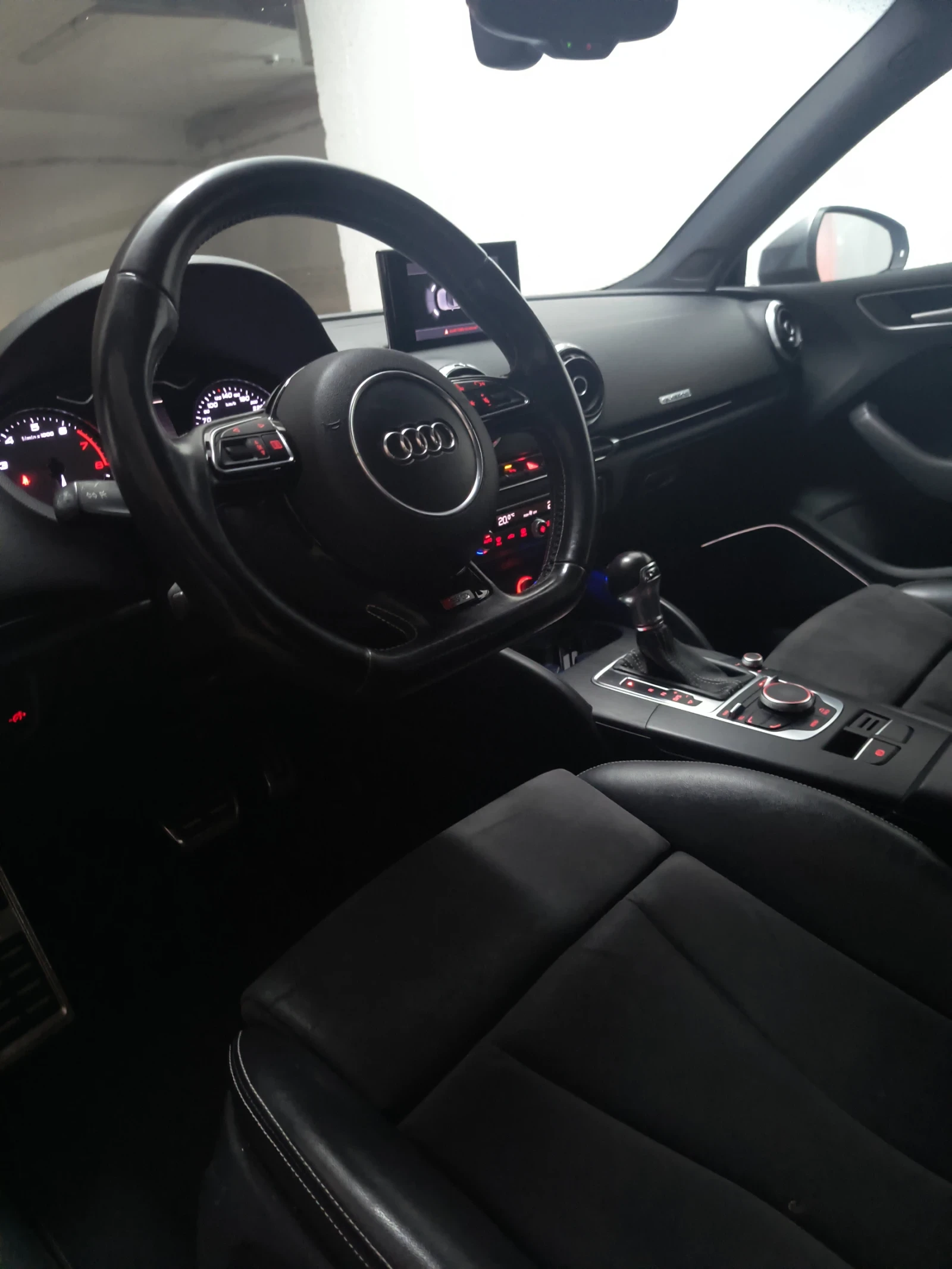 Audi S3 | Mobile.bg   13