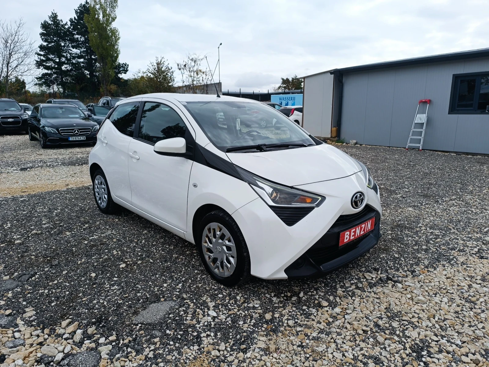 Toyota Aygo NAVI EURO 6 | Mobile.bg   3