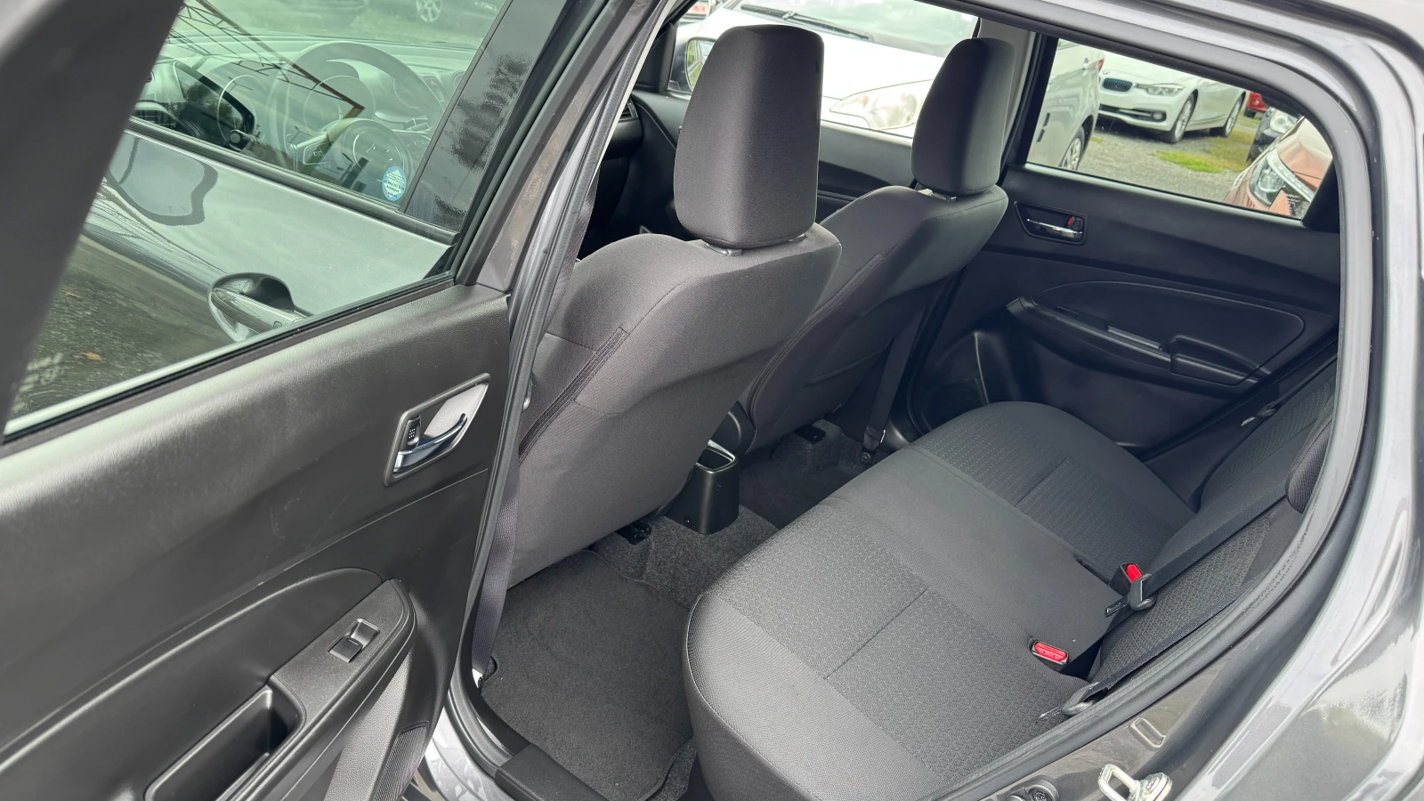 Suzuki Swift 1.2i ,  !PDC, , Navi.. | Mobile.bg   11