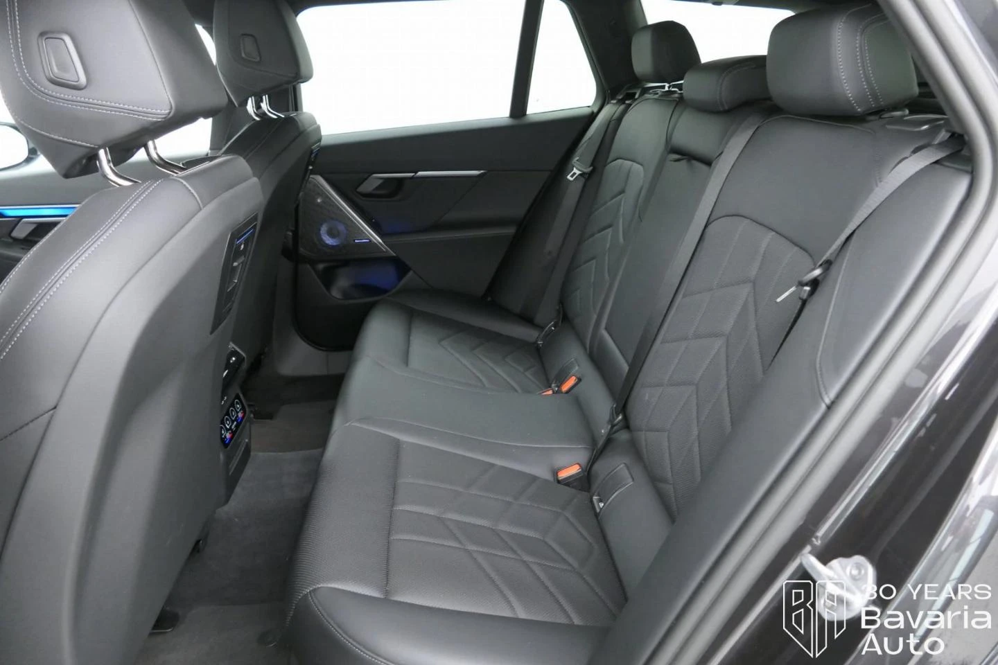 BMW i5 M60 xDrive Touring  | Mobile.bg   8