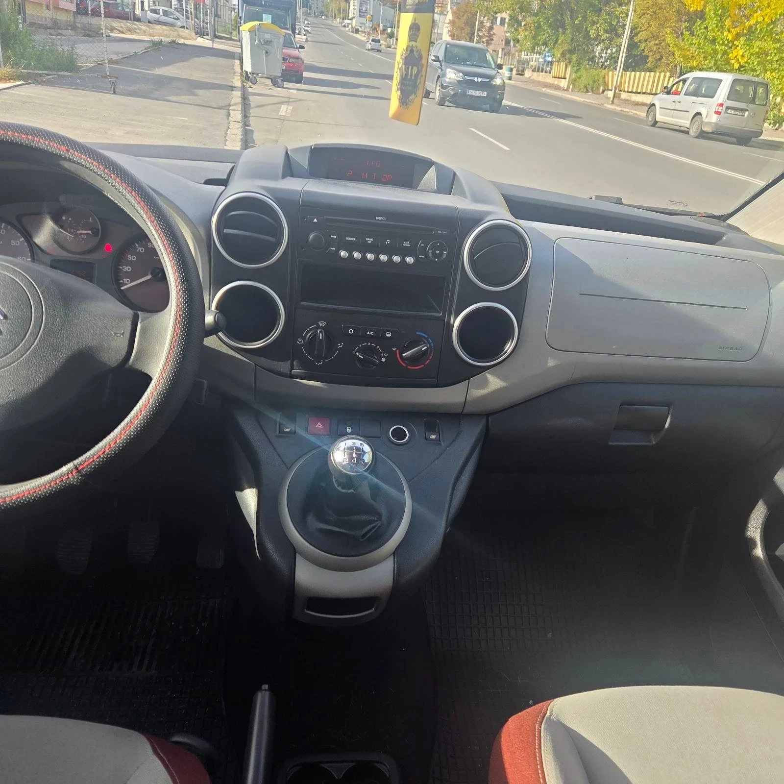 Citroen Berlingo 1.6HDI. 110kc. На части - изображение 10