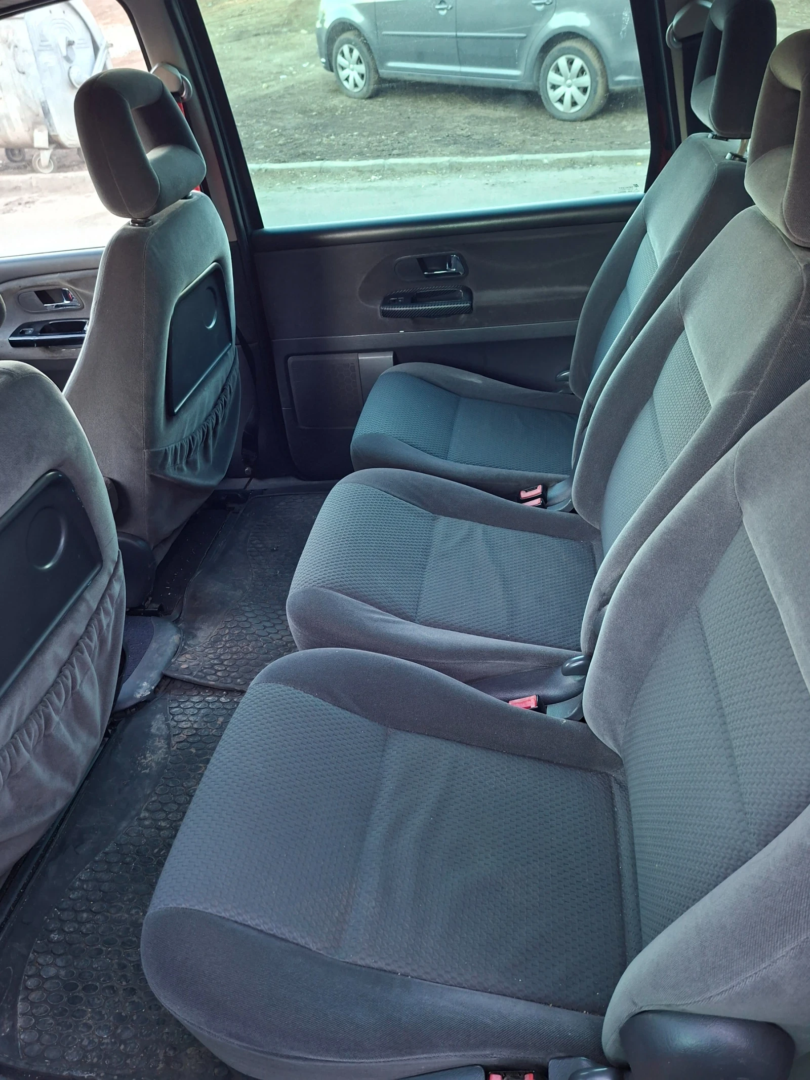 Ford Galaxy  - изображение 2