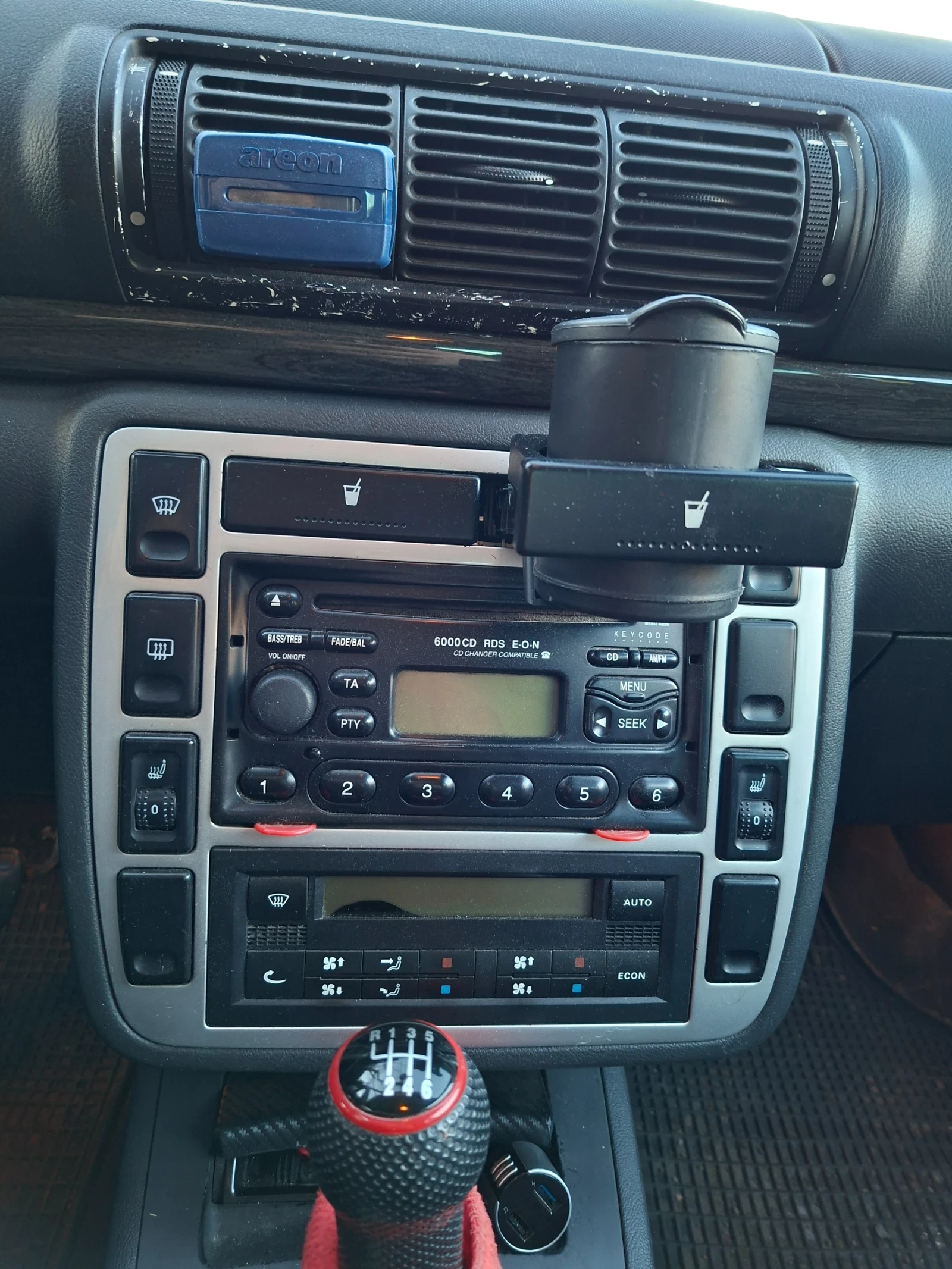 Ford Galaxy  - изображение 7