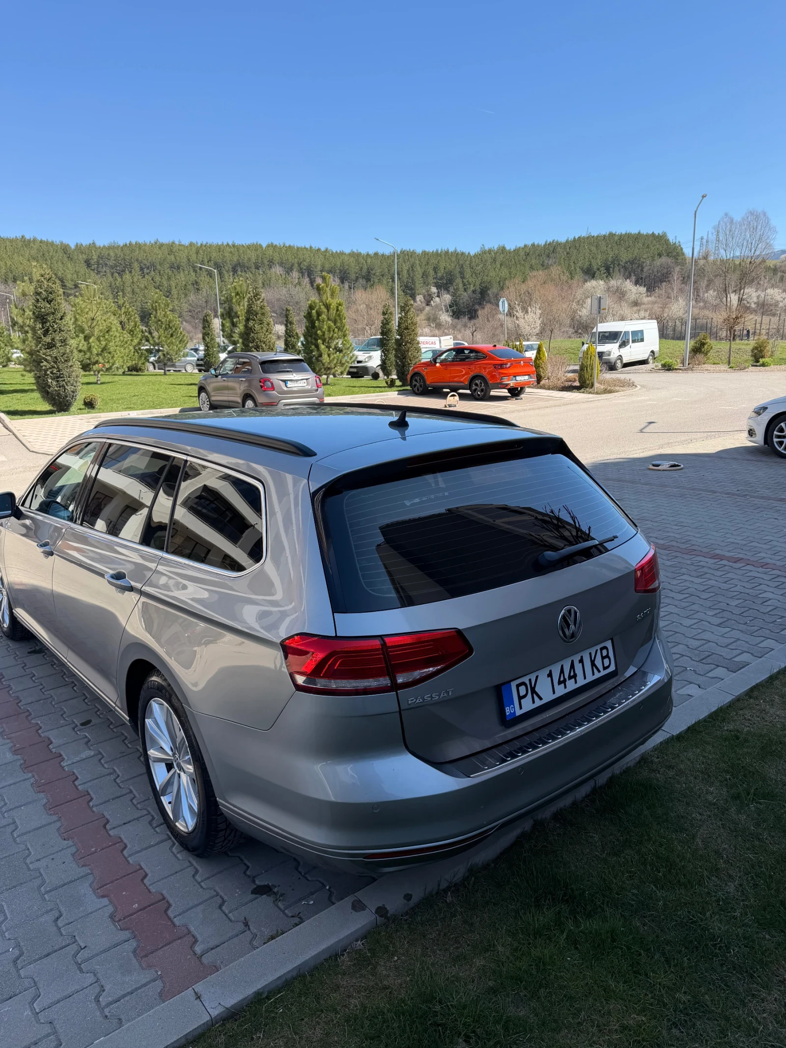 VW Passat, снимка 4 - Автомобили и джипове - 54285575