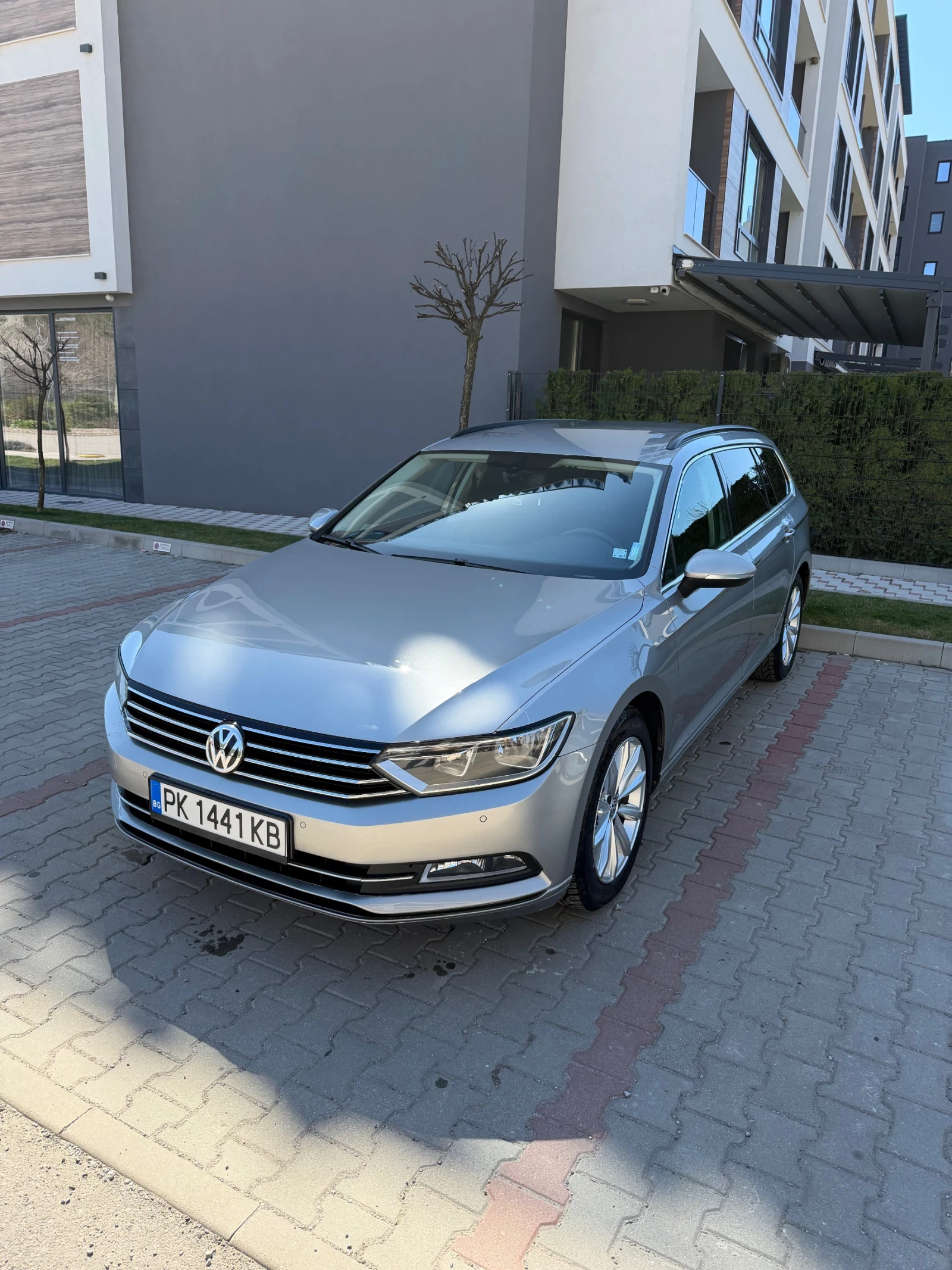 VW Passat, снимка 2 - Автомобили и джипове - 54285575