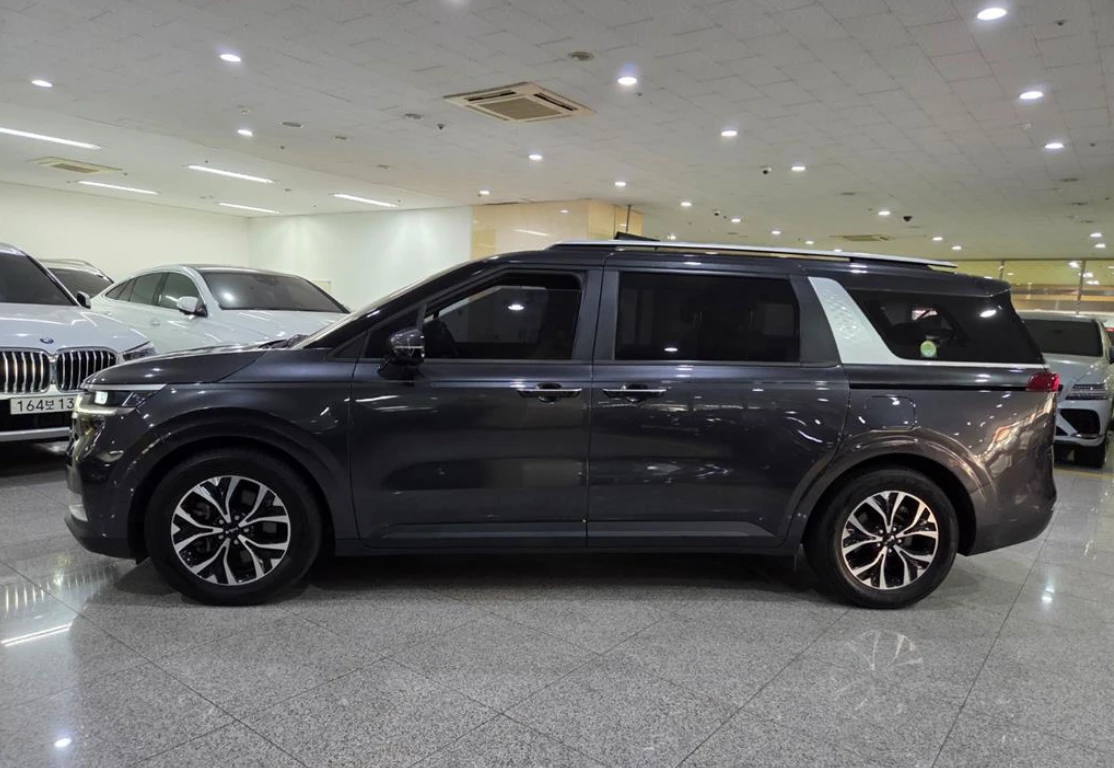 Kia Carnival ПРЕСТИЖ| ПОДГРЕВИ| ОБДУХВАНЕ| ДИСТРОНИ, снимка 5 - Автомобили и джипове - 54410450