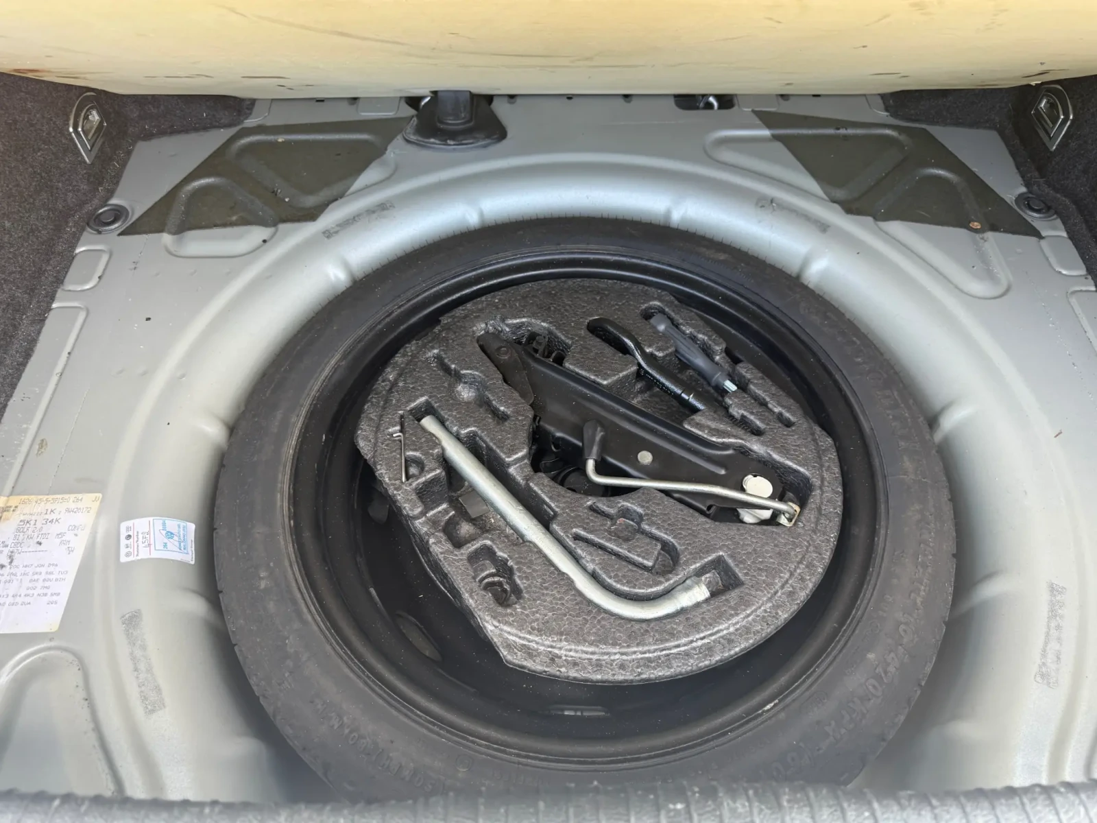 VW Golf * 2.0TDI* , снимка 11 - Автомобили и джипове - 54426421