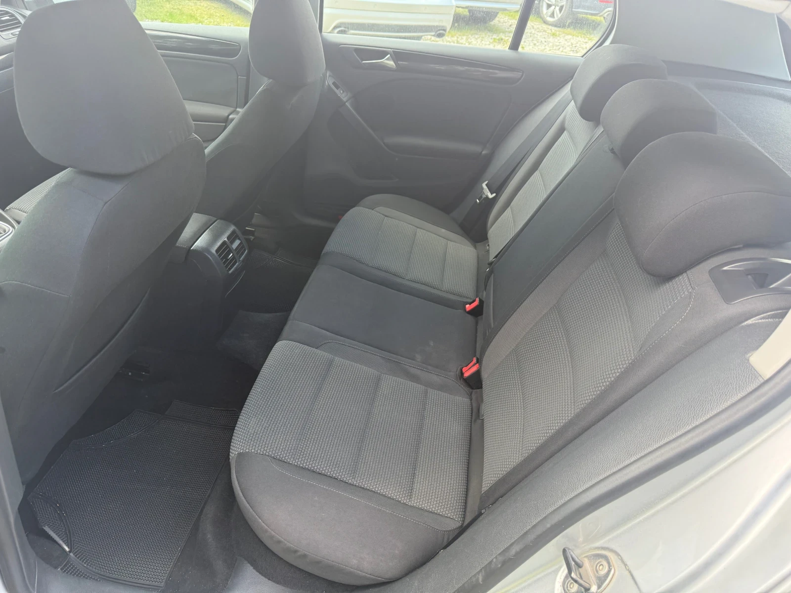 VW Golf * 2.0TDI* , снимка 7 - Автомобили и джипове - 54426421
