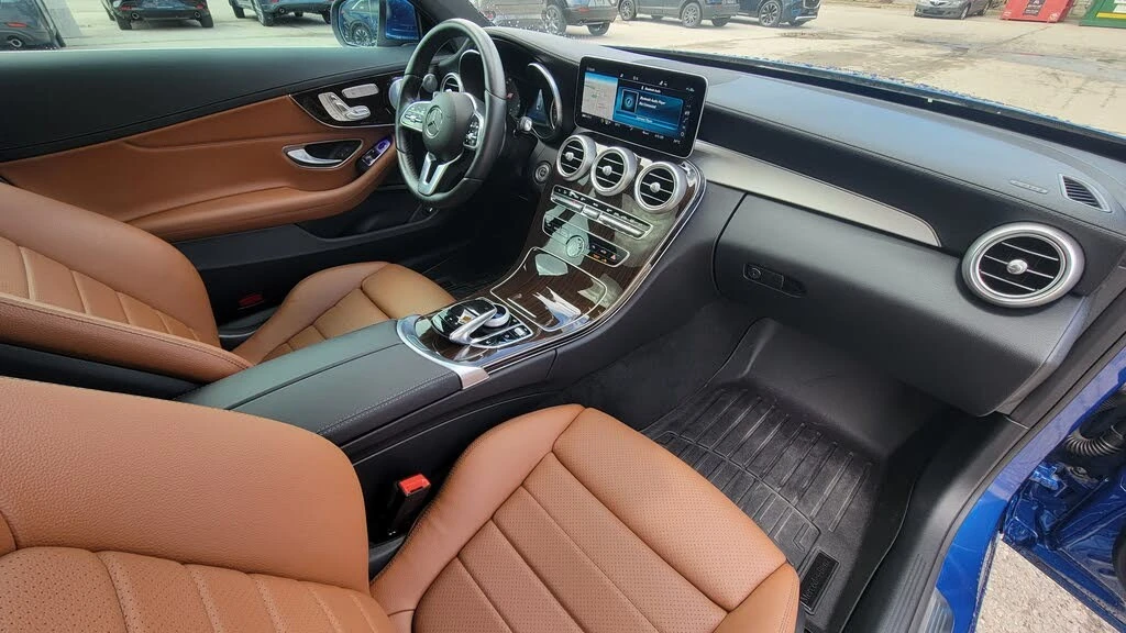 Mercedes-Benz C 300 Coupe 4MATIC* AвтоКредит * (ЦЕНА ДО БГ), снимка 9 - Автомобили и джипове - 54429286