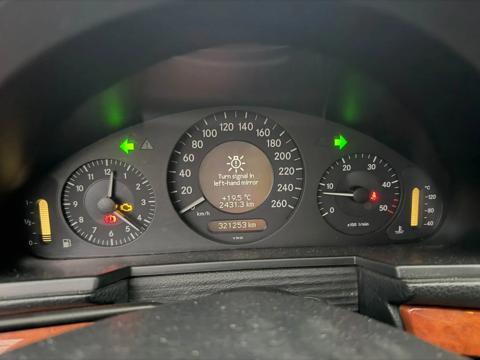 Mercedes-Benz E 220 170hp evo facelift | Mobile.bg � ����������� 8