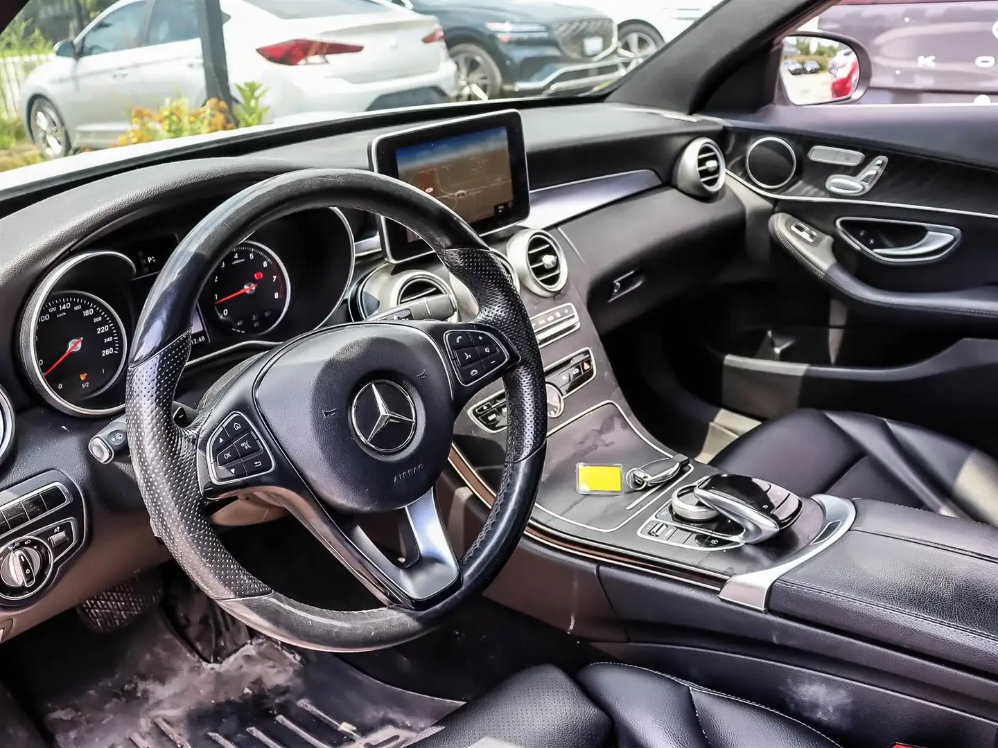 Mercedes-Benz C 300 4MATIC/AMG LINE/PANORAMA/360CAM/BURMESTER, снимка 5 - Автомобили и джипове - 55265637