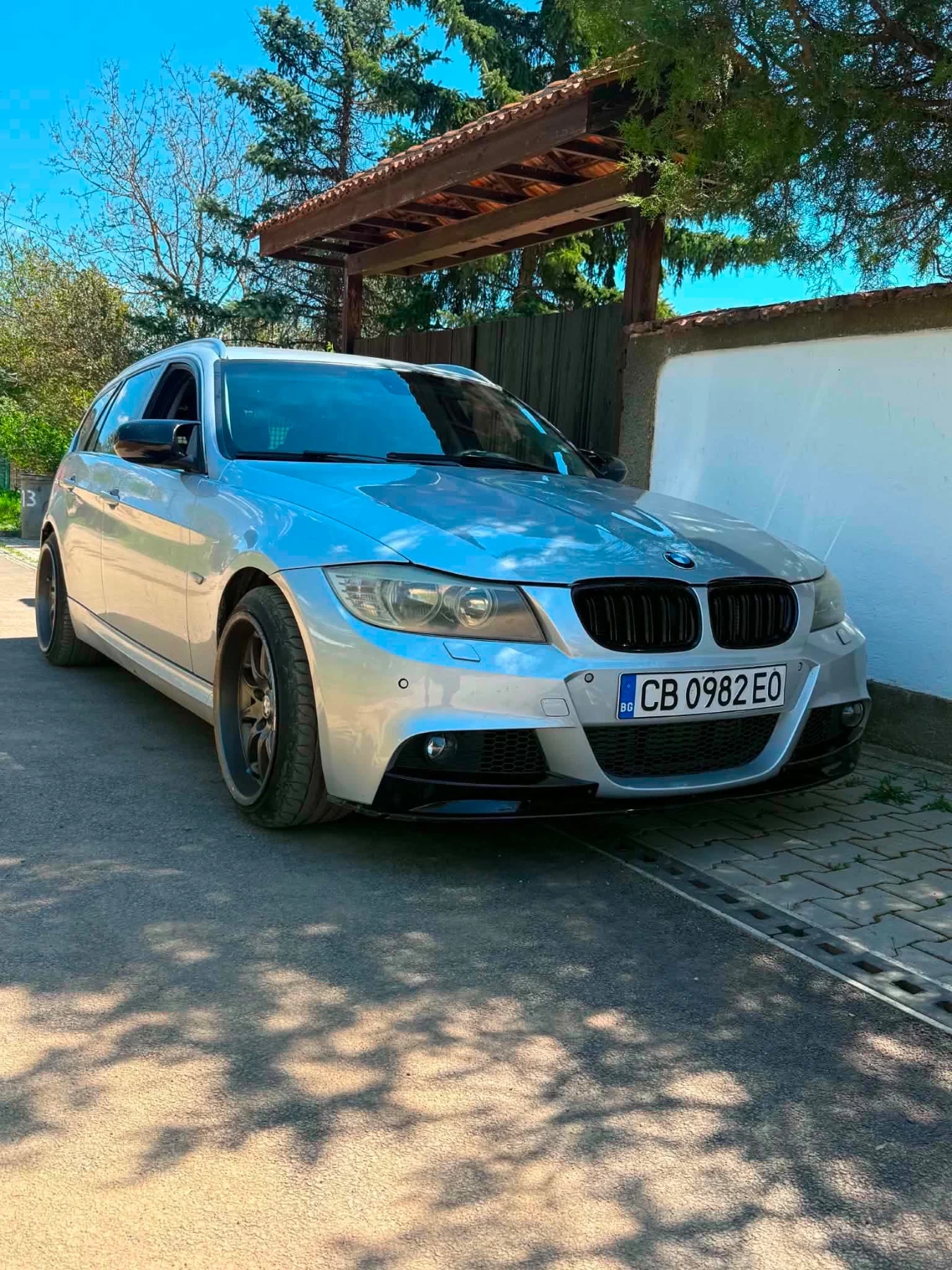 BMW 320