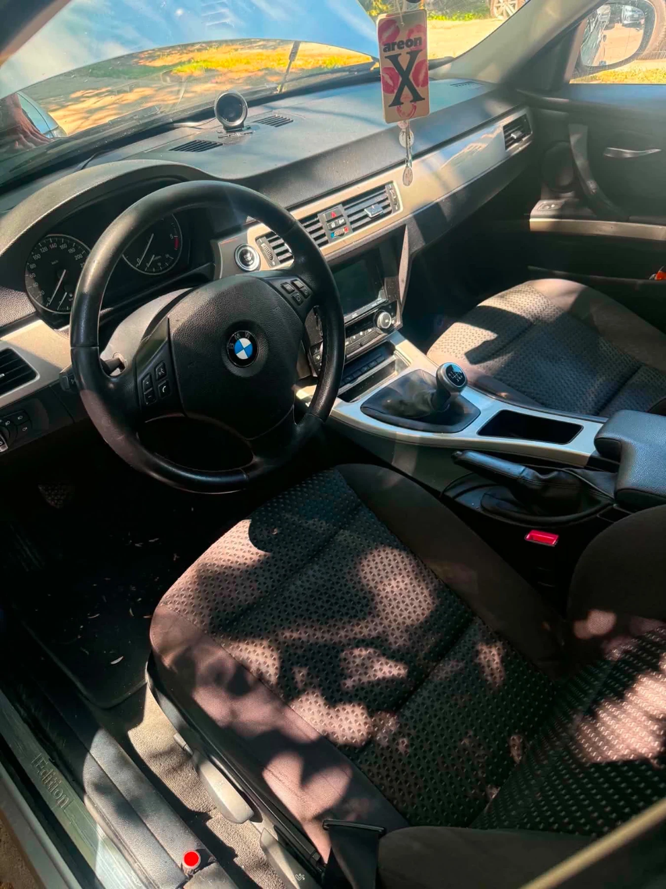BMW 320, снимка 6 - Автомобили и джипове - 55517518