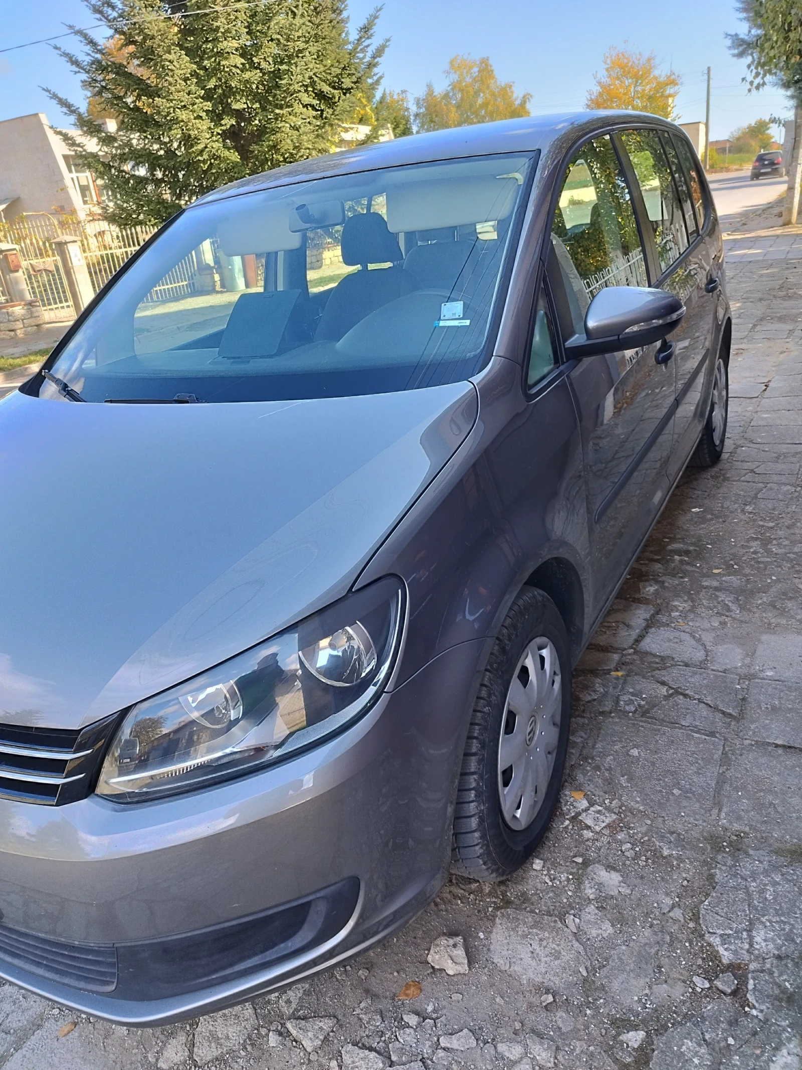 VW Touran, снимка 4 - Автомобили и джипове - 56155243