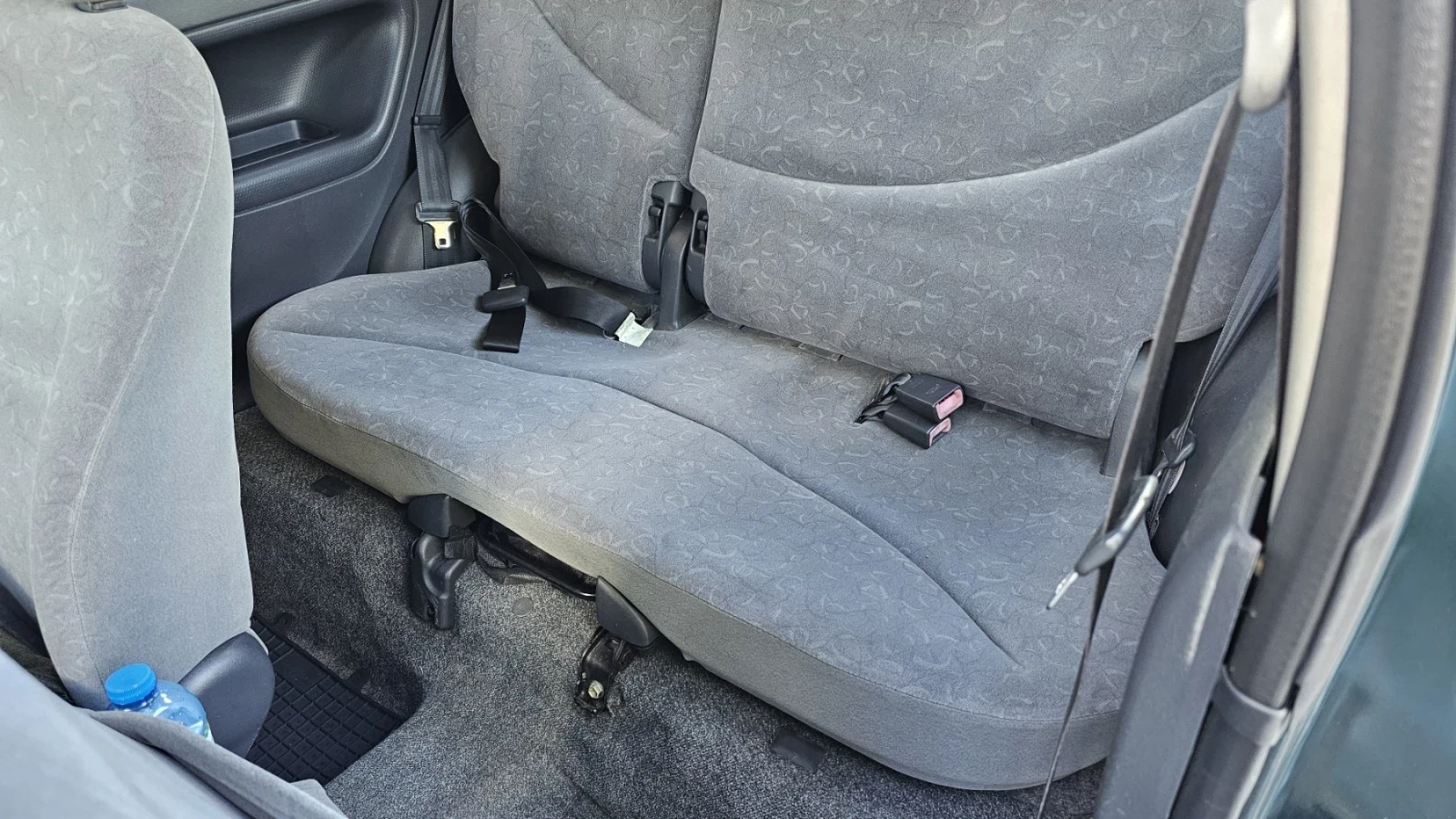 Toyota Yaris, снимка 9 - Автомобили и джипове - 56244267