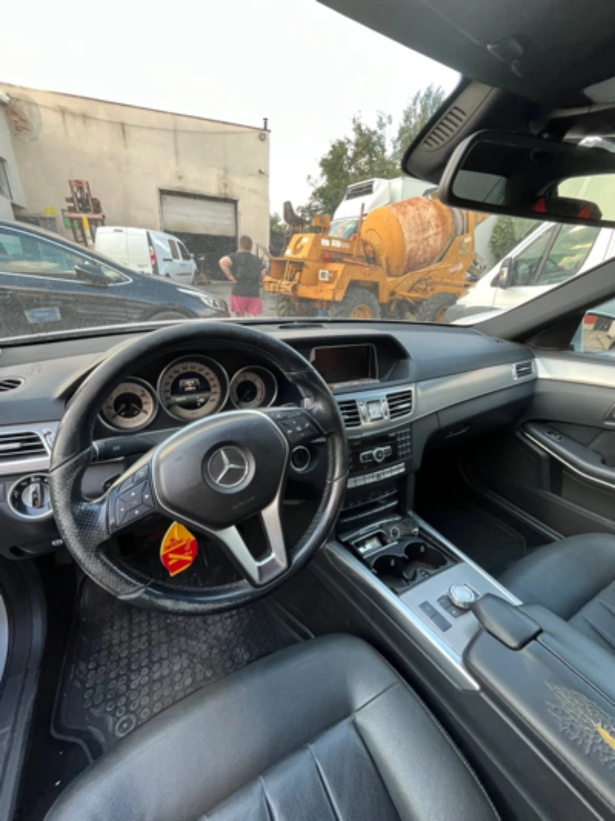 Mercedes-Benz E 250, снимка 7 - Автомобили и джипове - 56371408