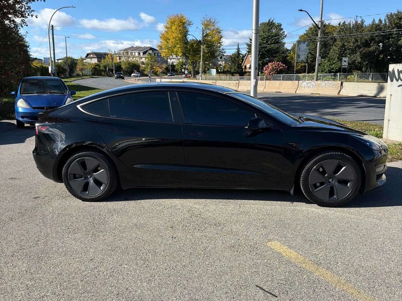 Tesla Model 3 * Standard Range * CARFAX * ��� ������������ ����� | Mobile.bg � ����������� 3