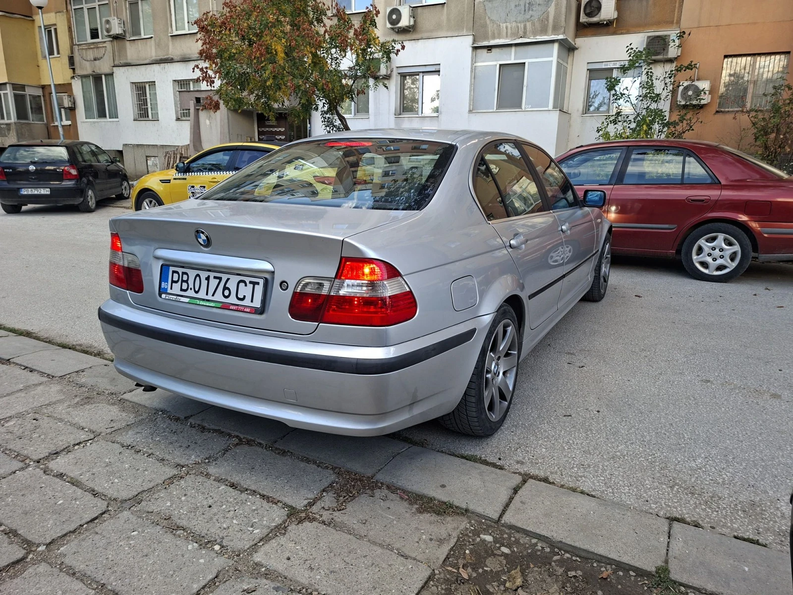 BMW 330, снимка 6 - Автомобили и джипове - 56576238