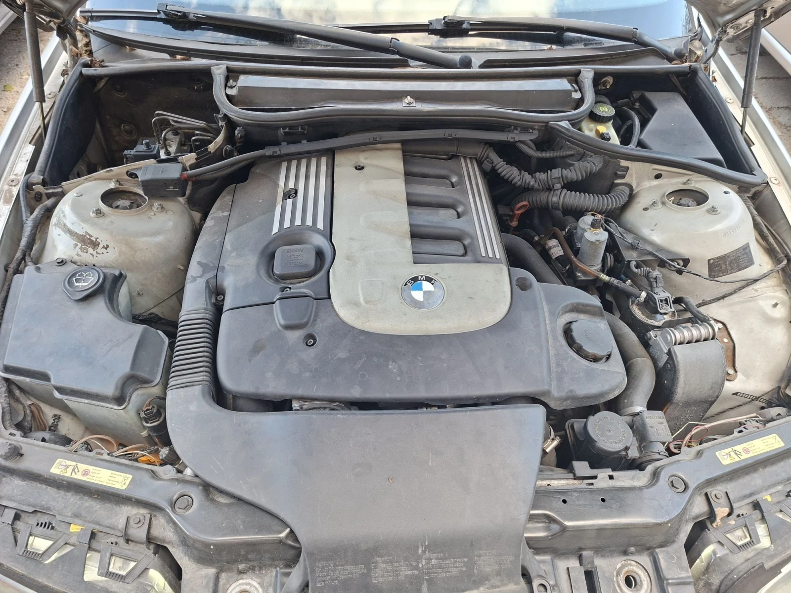 BMW 330, снимка 11 - Автомобили и джипове - 56576238