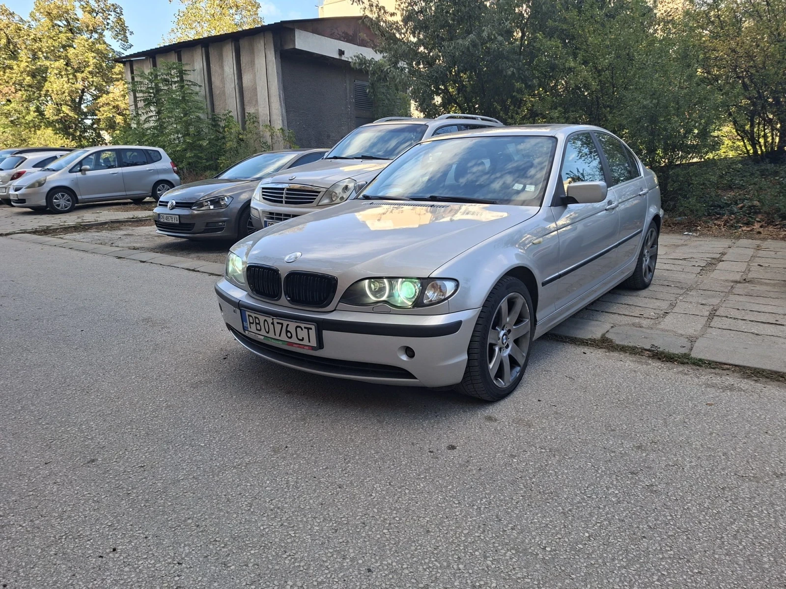 BMW 330