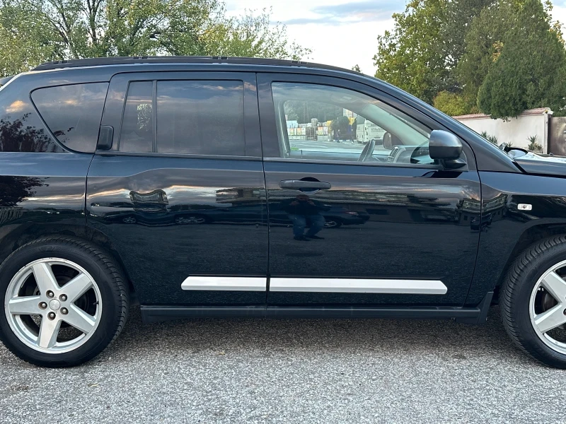 Jeep Compass 2.4i ГАЗ/4х4/АВТОМАТ/КОЖА, снимка 4 - Автомобили и джипове - 52205414