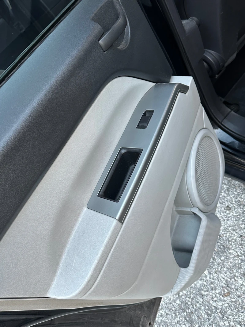 Jeep Compass 2.4i ГАЗ/4х4/АВТОМАТ/КОЖА, снимка 8 - Автомобили и джипове - 52205414