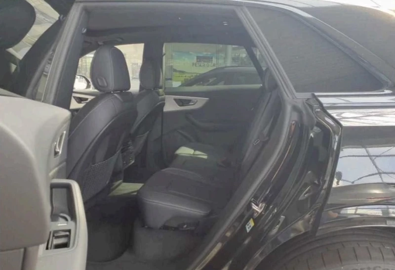 Audi Q8 50 TDI/SLINE/FACELIFT/MATRIX/LIFT/PANO/BLACK OPTIC, снимка 6 - Автомобили и джипове - 52306259
