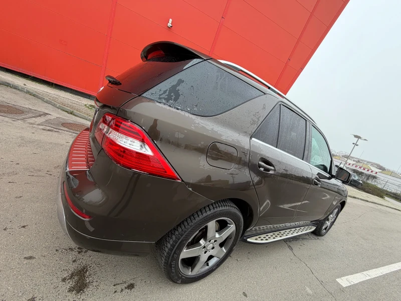 Mercedes-Benz ML 350 AMG* Обдухване* Нови* Гуми* Поръчков* , снимка 5 - Автомобили и джипове - 52879664